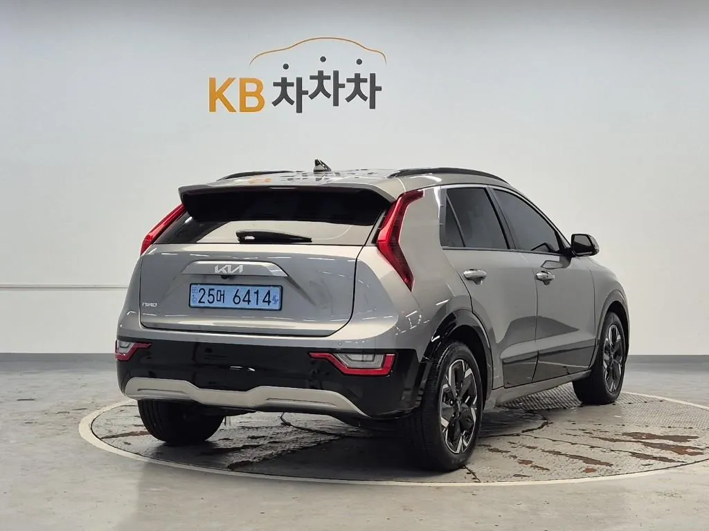 Kia Niro 2023 photo 3