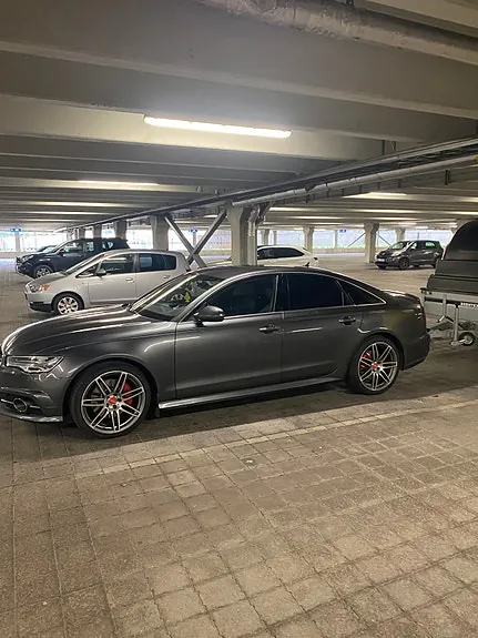 Audi A6 2015 photo 2