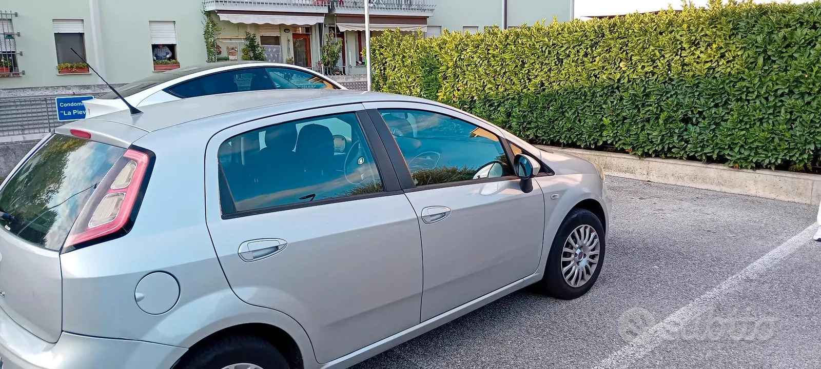 Fiat Punto 2013 photo 2