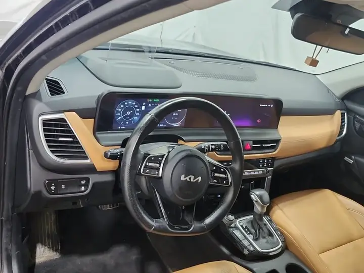 Kia Seltos 2024 photo 2