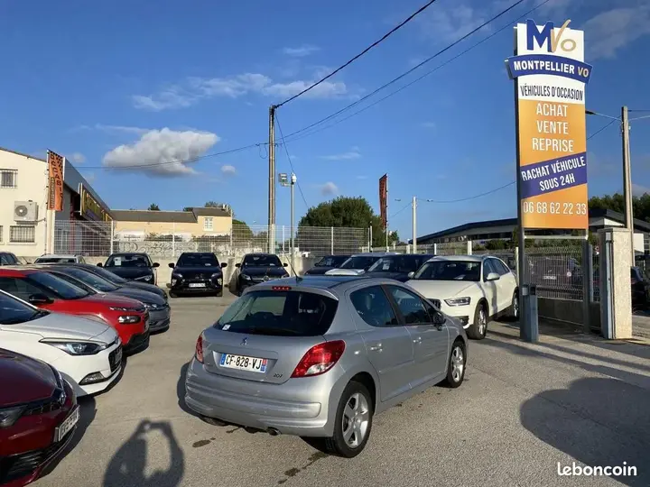 Peugeot 207 2012 photo 3