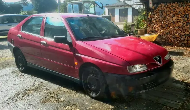 Alfa Romeo 146
