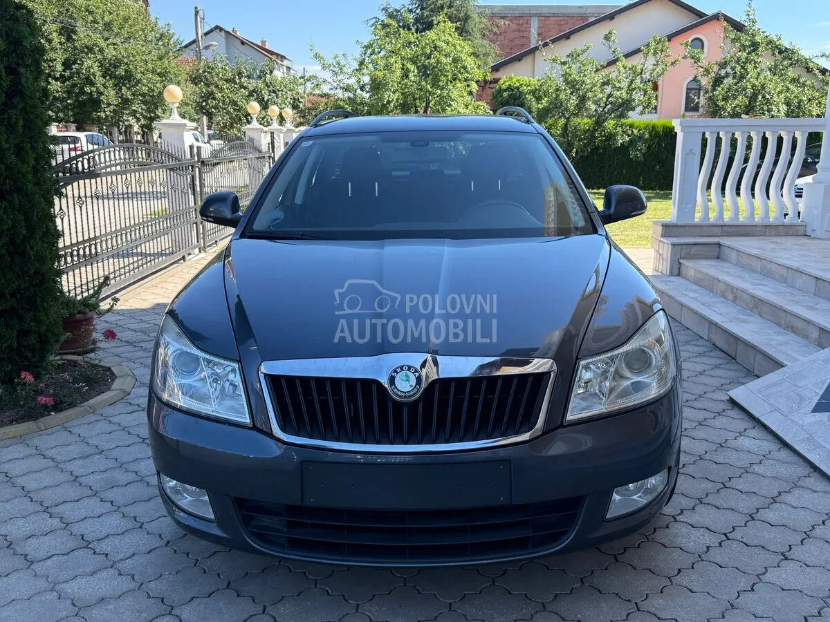 Skoda Octavia 2009 photo 3