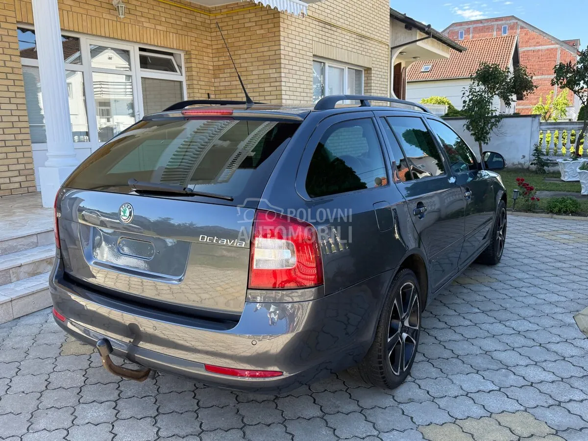 Skoda Octavia 2009 photo 5