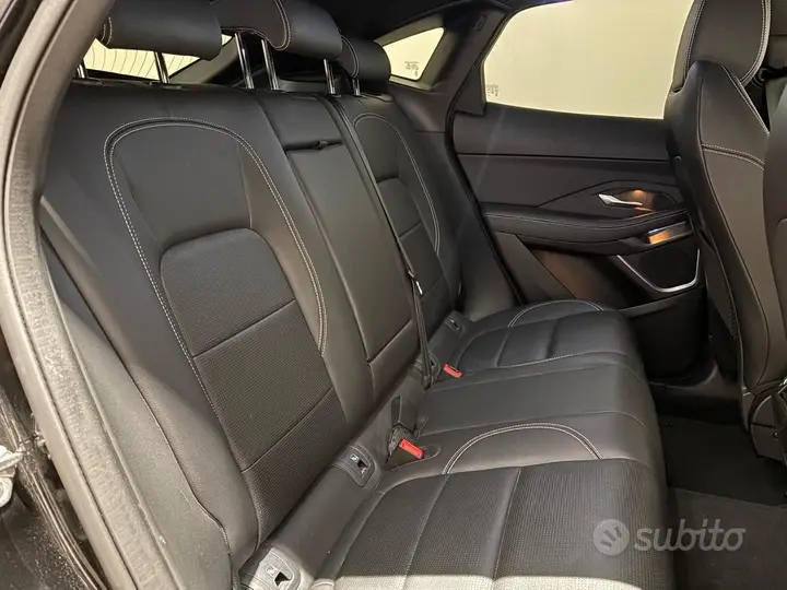 Jaguar E-Pace 2023 photo 5