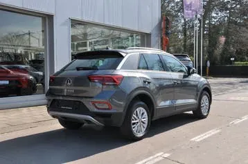 Volkswagen T-Roc 2022 photo 3