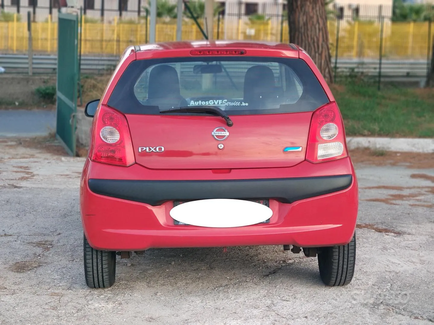 Nissan Pixo 2011 photo 3