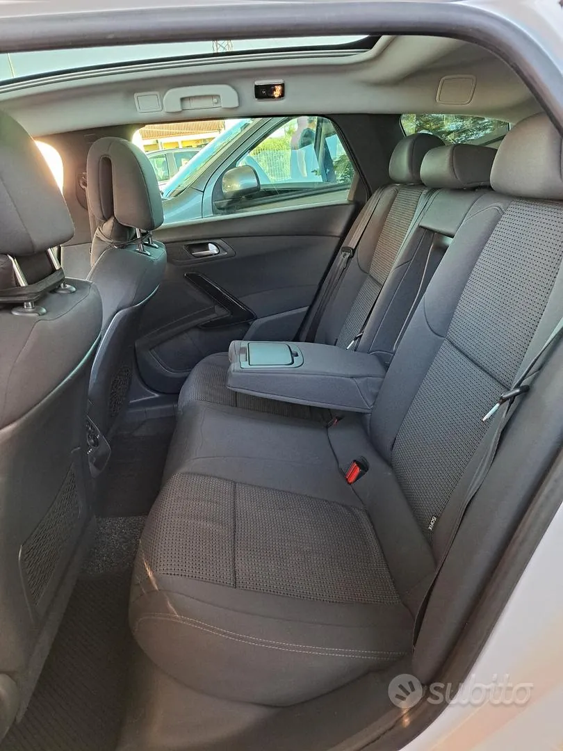 Peugeot 508 2012 photo 4