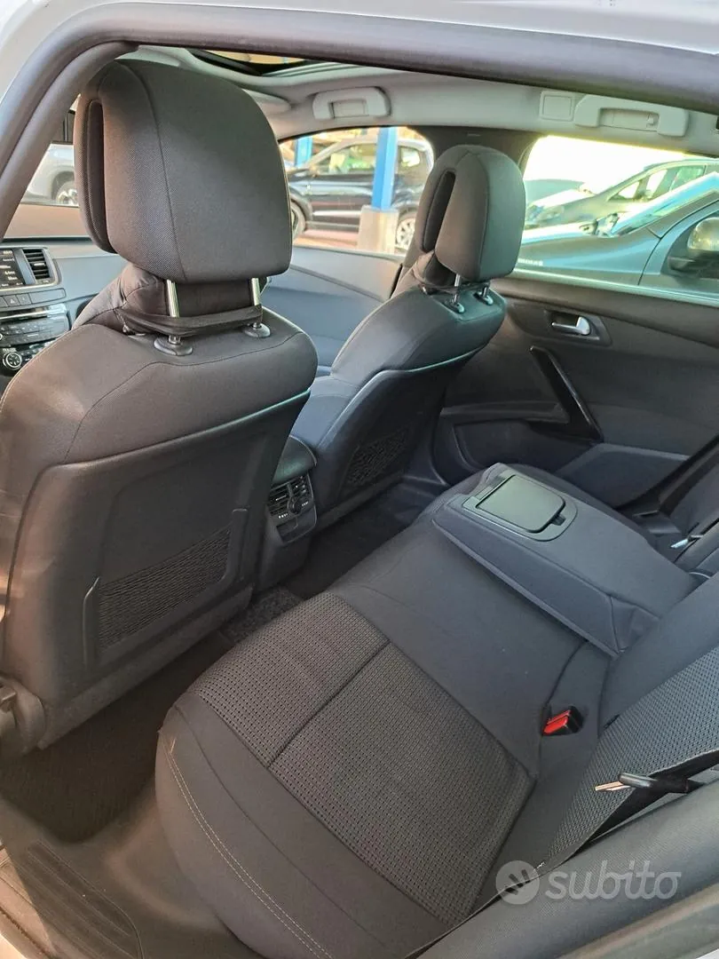 Peugeot 508 2012 photo 5