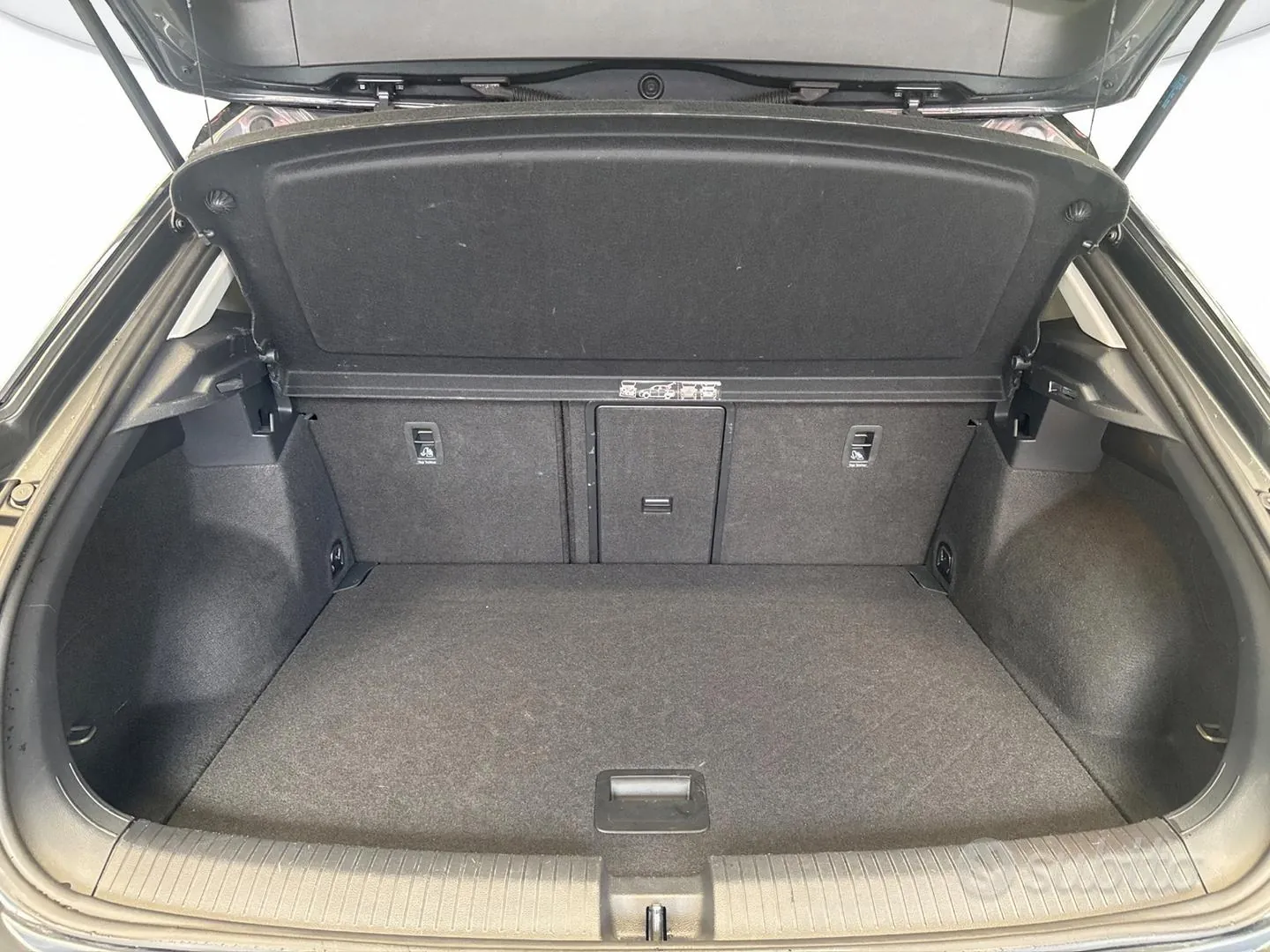 Volkswagen T-Roc 2021 photo 4