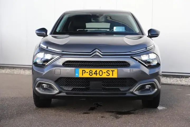 Citroen C4 2022 photo 2