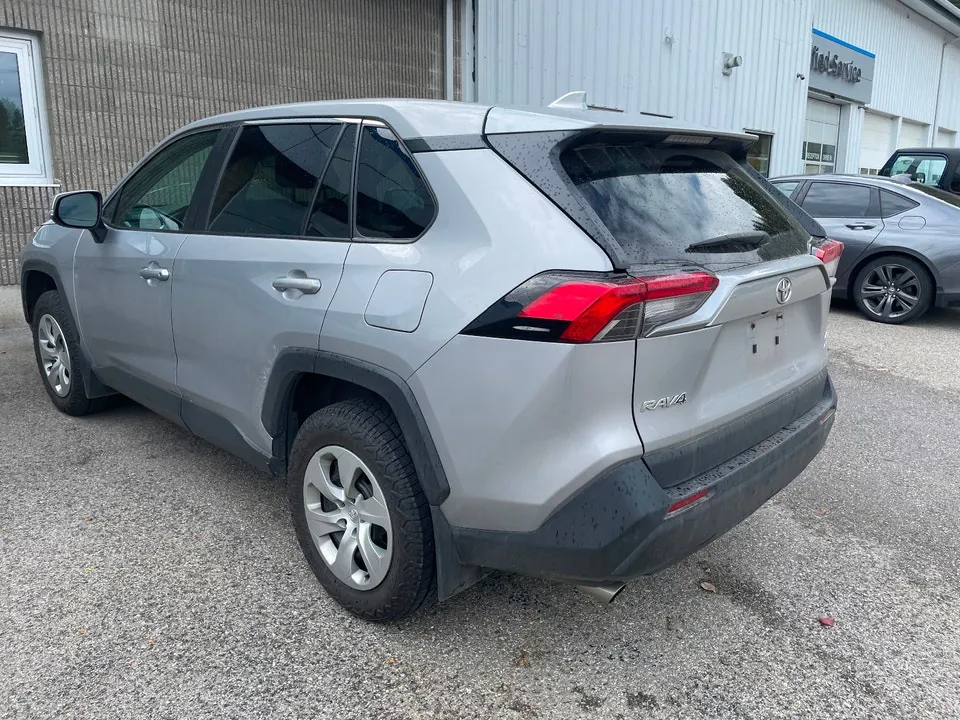 Toyota Rav4 2022 photo 2