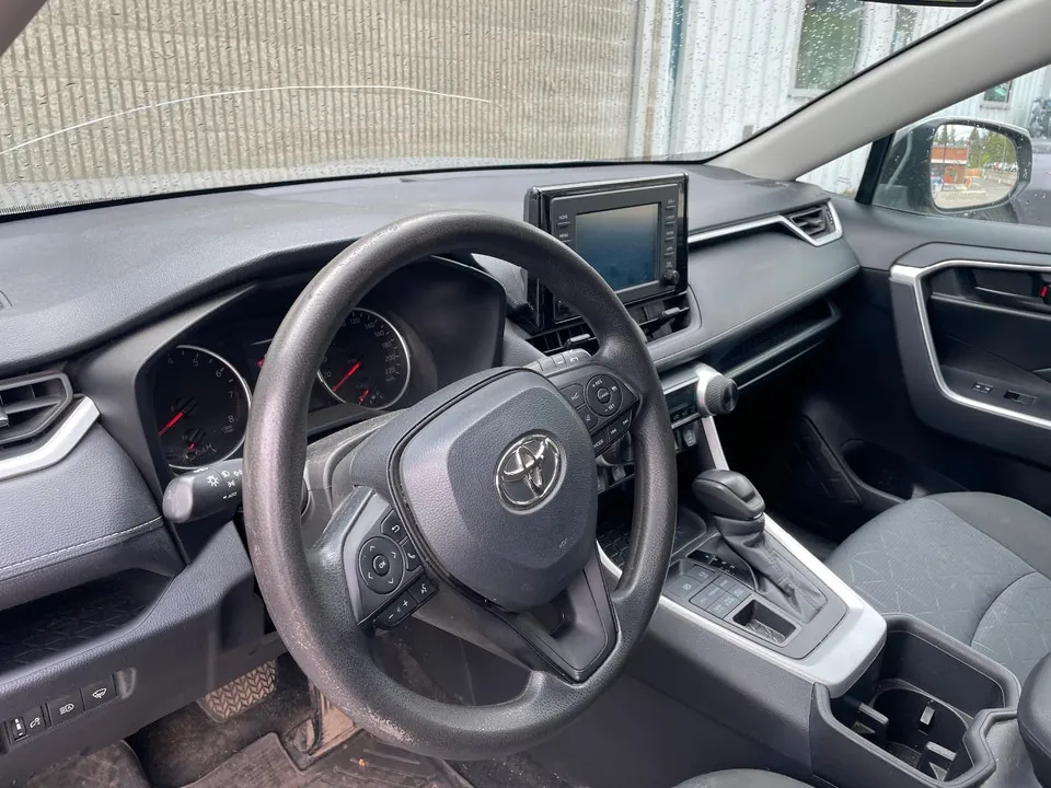 Toyota Rav4 2022 photo 3