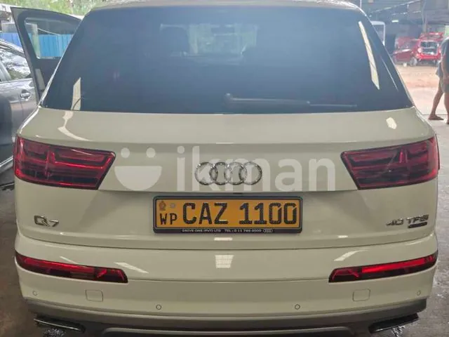 Audi Q7 2017 photo 3