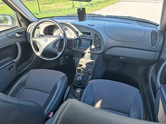 Saab 9-3 2002 photo 4