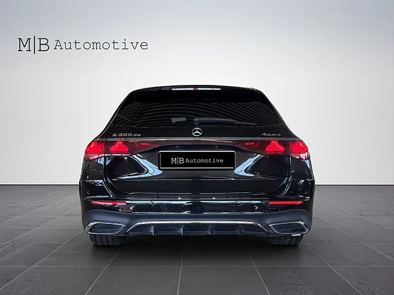 Mercedes-Benz E300 De 2026 photo 5
