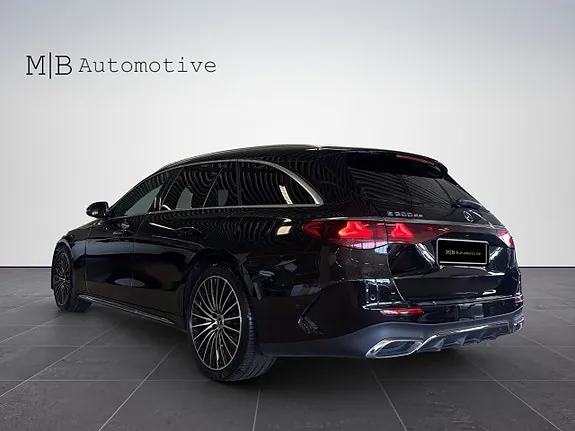 Mercedes-Benz E300 De 2026 photo 4