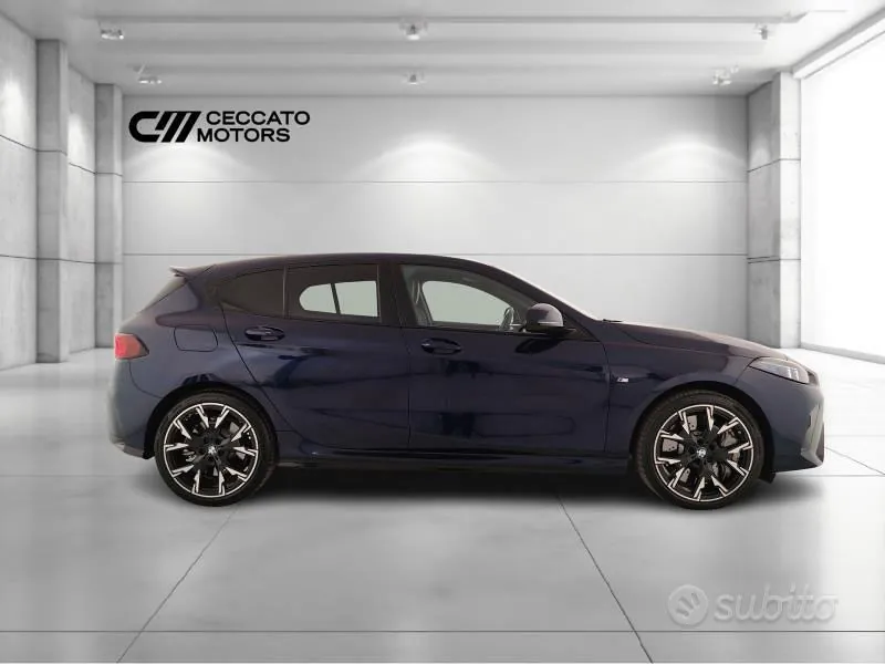 BMW 1 Series 2025 photo 3