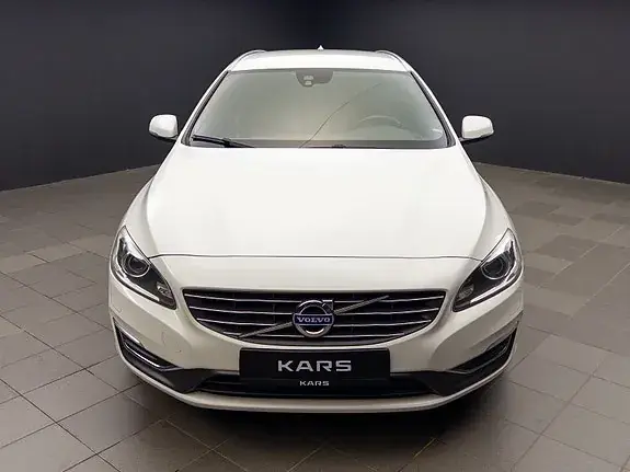 Volvo V60 2015 photo 4
