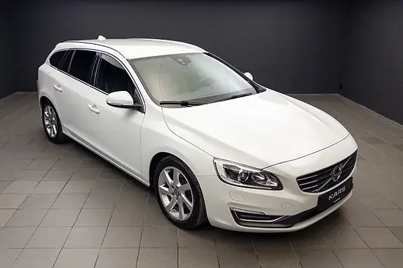 Volvo V60 2015 photo 2