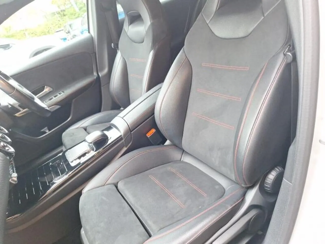 Mercedes-Benz A-Class 2019 photo 5