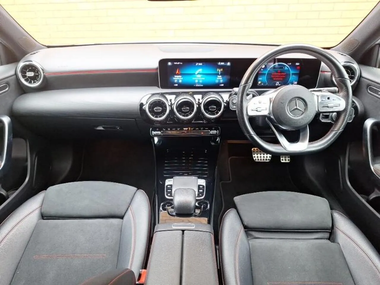 Mercedes-Benz A-Class 2019 photo 3
