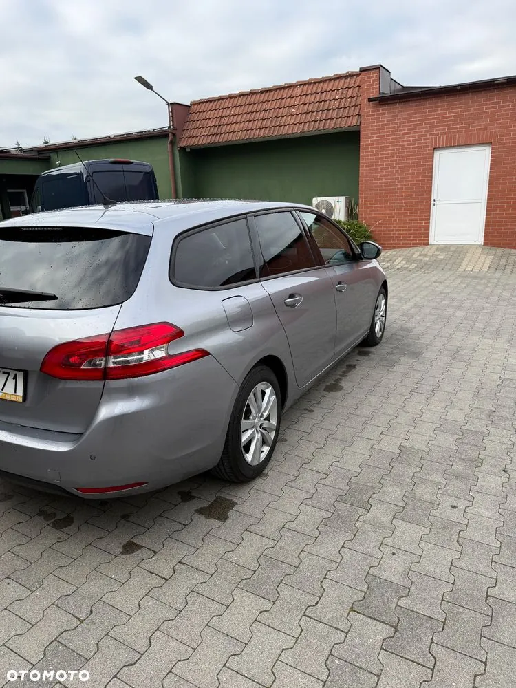 Peugeot 308 2018 photo 4