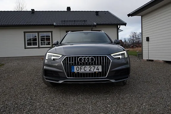 Audi A4 Allroad 2017 photo 2