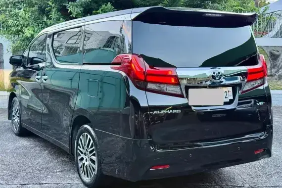 Toyota Alphard 2018 photo 2