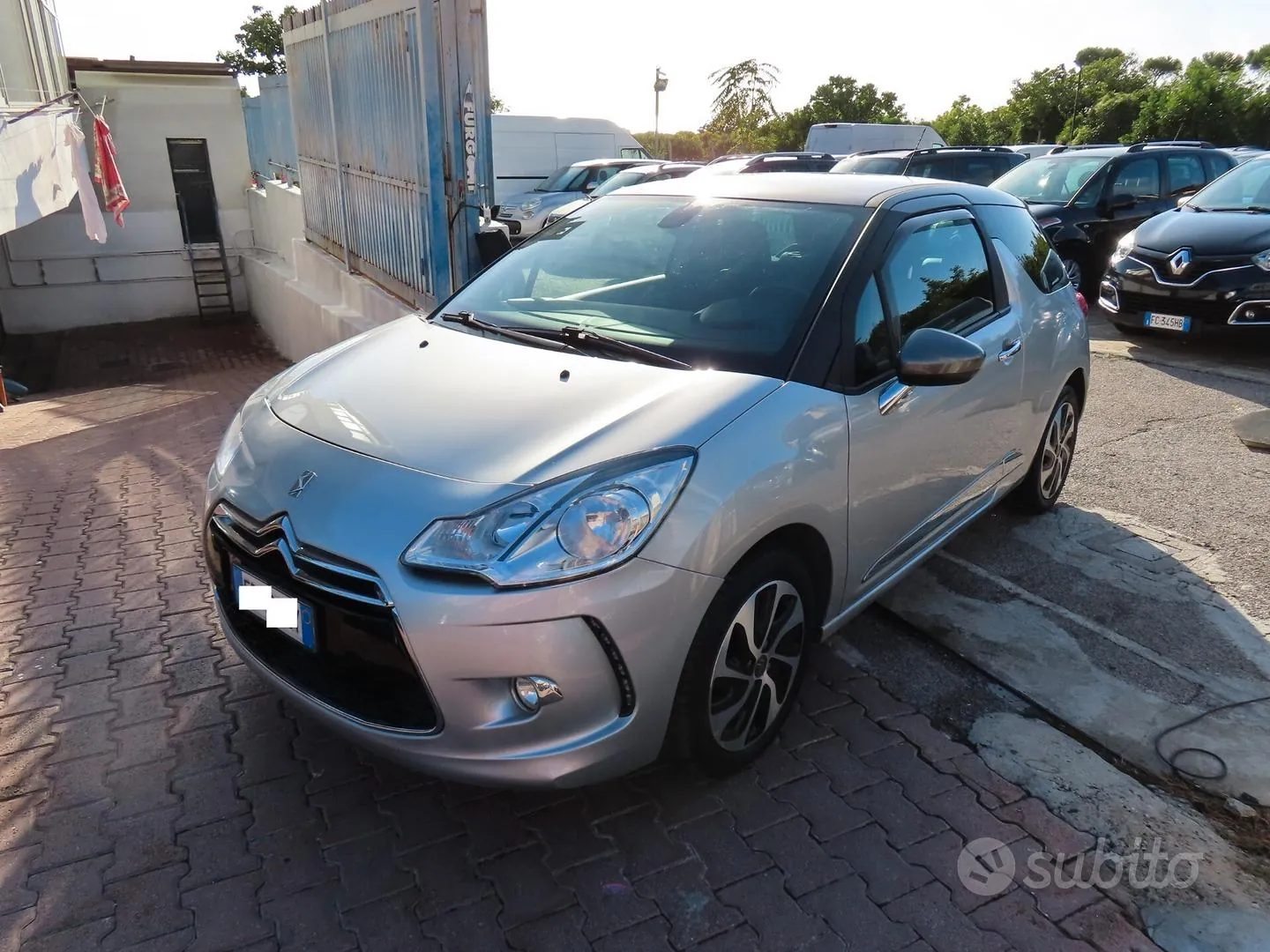 DS Automobiles Ds 3 2013 photo 2