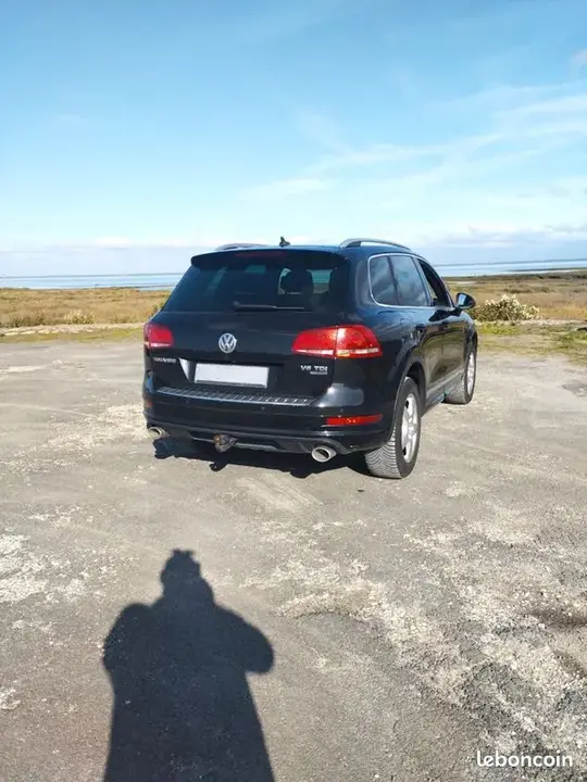 Volkswagen Touareg 2012 photo 2
