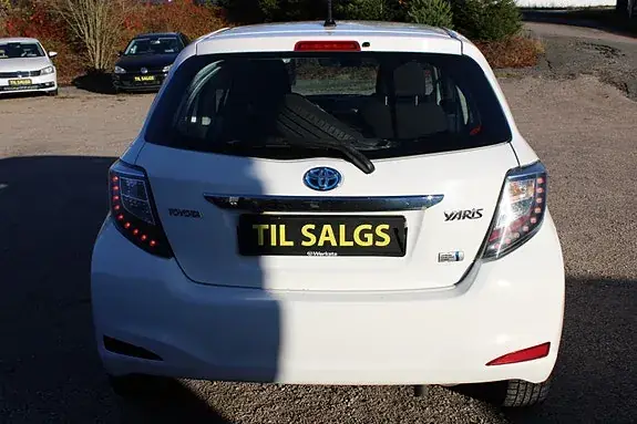 Toyota Yaris 2012 photo 5