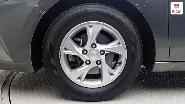 Hyundai Avante 2023 photo 5
