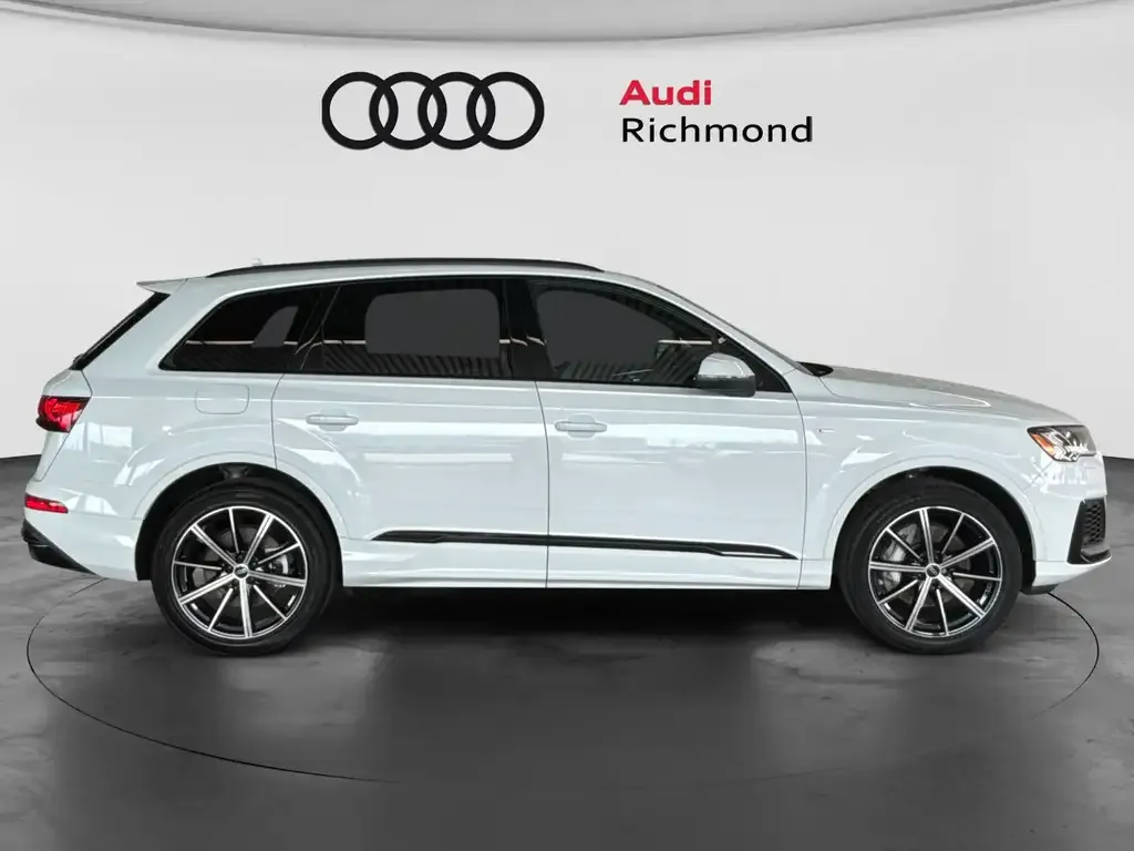 Audi Q7 2024 photo 4