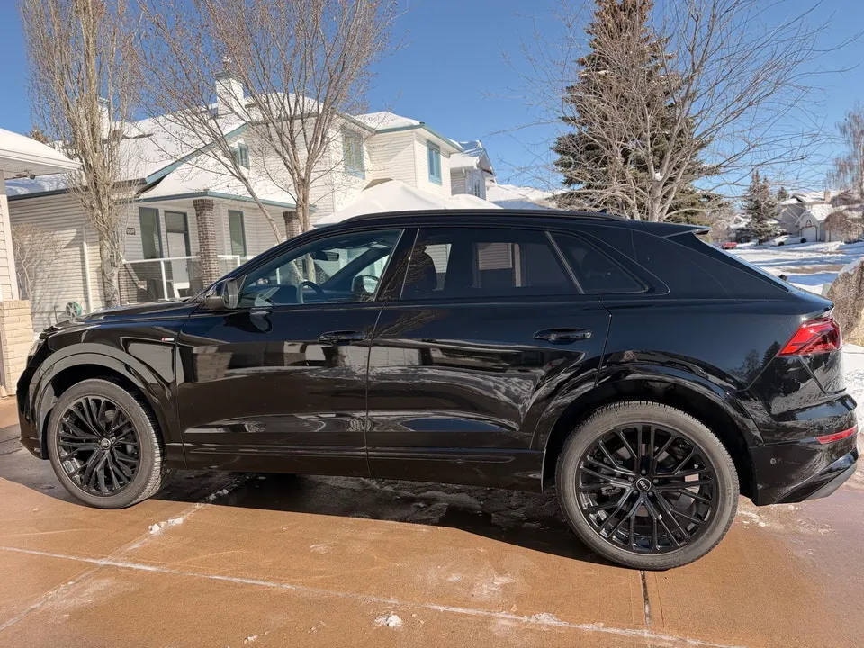 Audi Q8 2025 photo 4