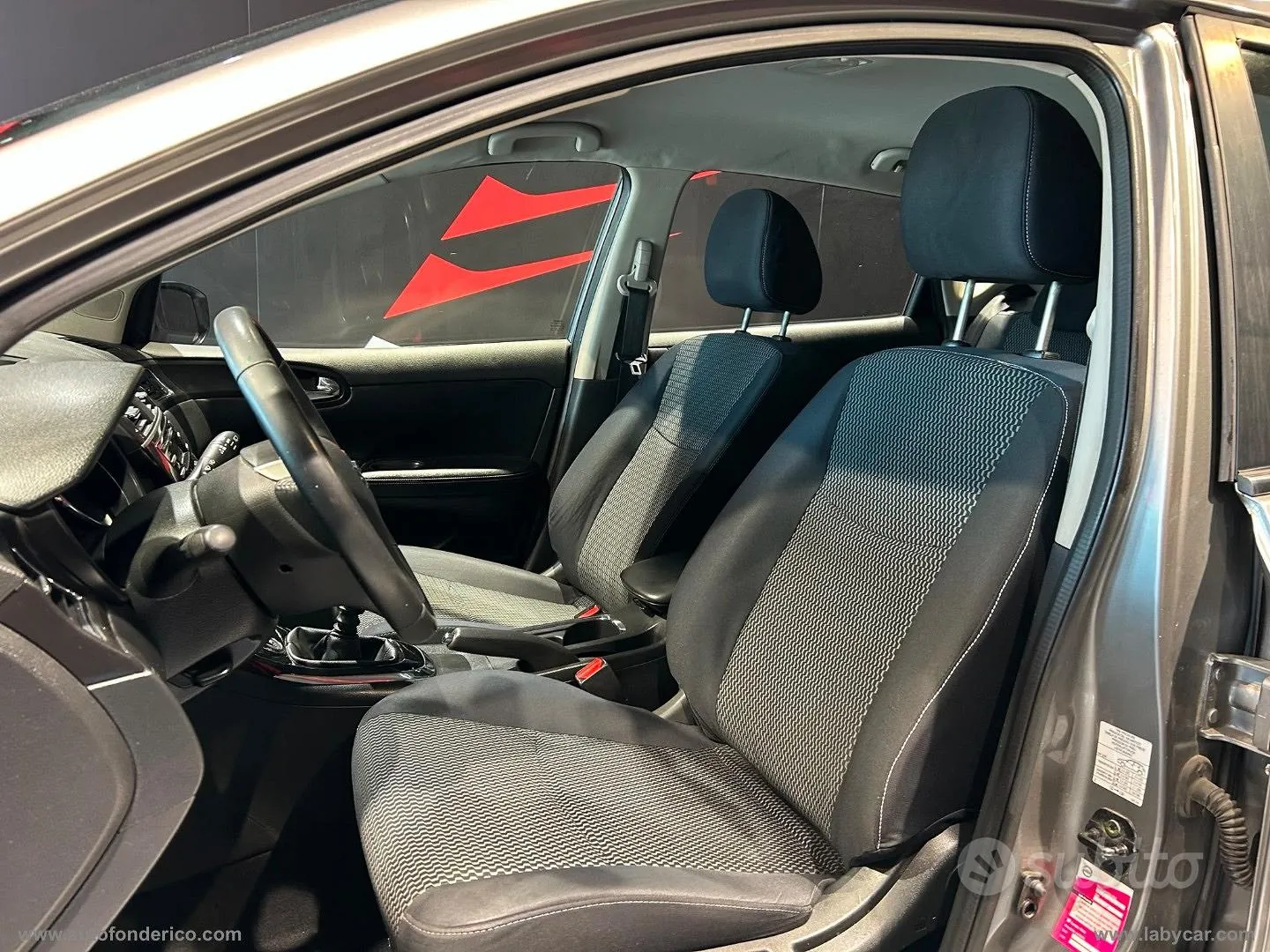 Nissan Pulsar 2015 photo 5