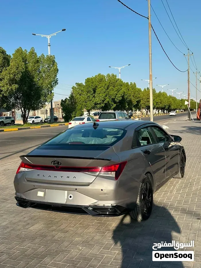 Hyundai Elantra 2022 photo 2