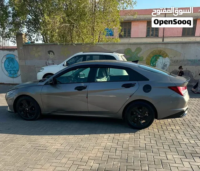 Hyundai Elantra 2022 photo 4