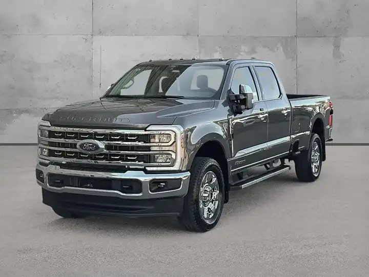 Ford F-350 Super Duty Lariat