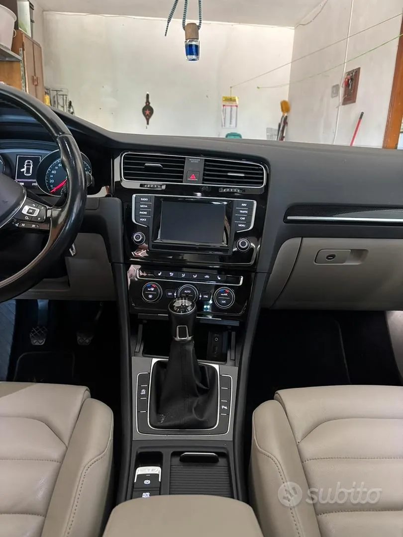 Volkswagen Golf 2015 photo 4