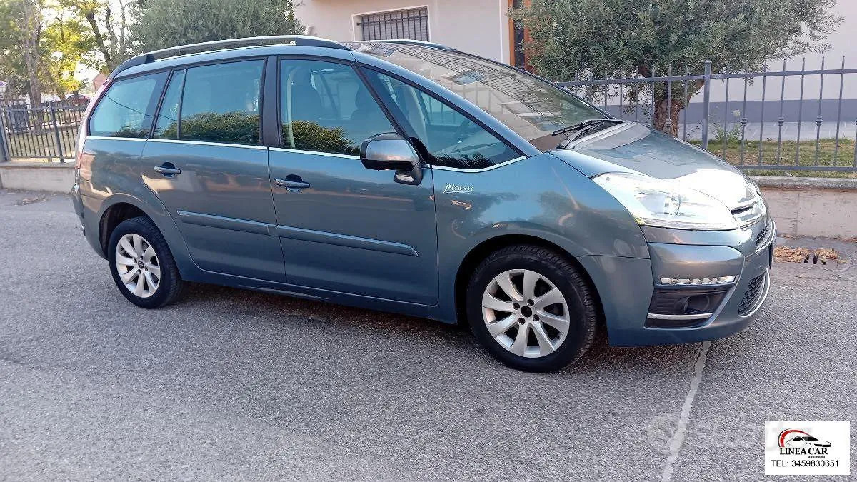 Citroen C4 Grand Picasso 2012 photo 3