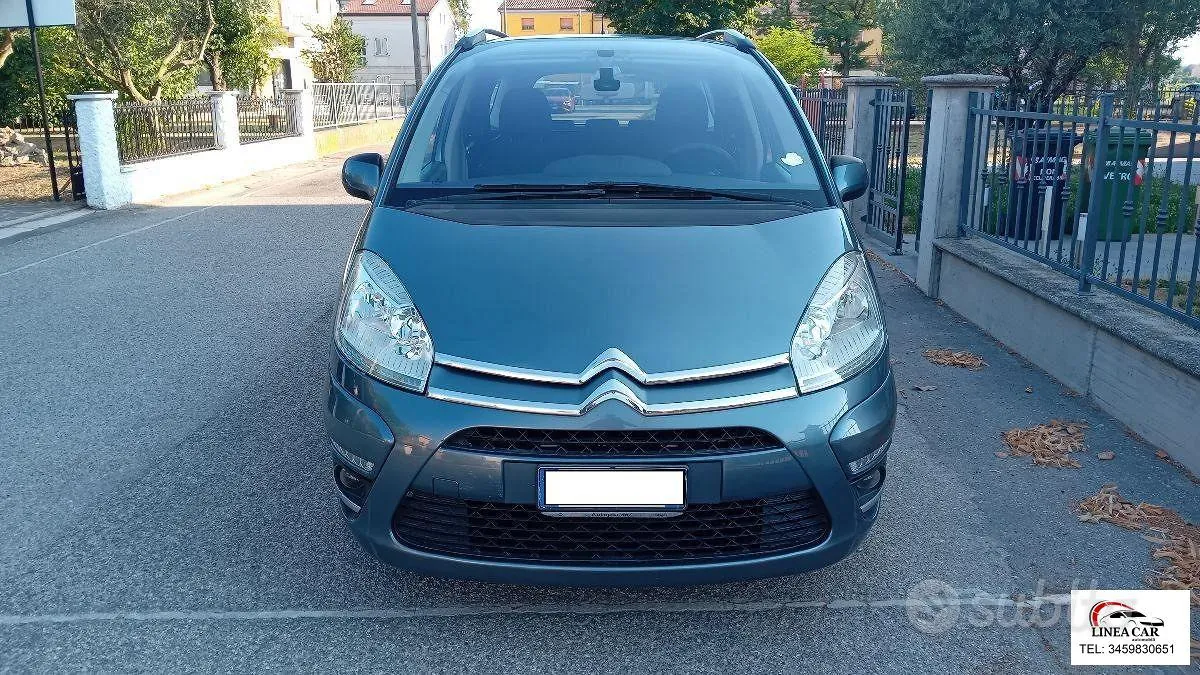 Citroen C4 Grand Picasso 2012 photo 2