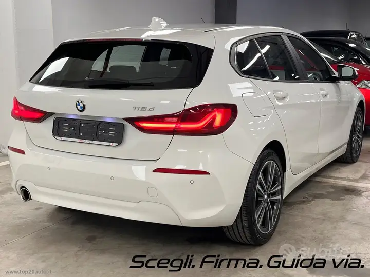 BMW 1 Series 2021 photo 3