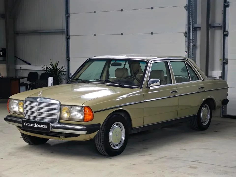 Mercedes-Benz 300D