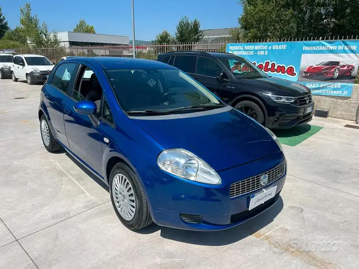 Fiat Grande Punto 2007 photo 4