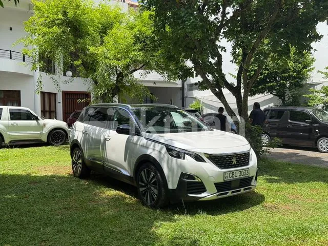 Peugeot 5008 2019 photo 2