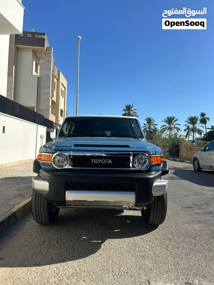 Toyota Fj 2014 photo 3