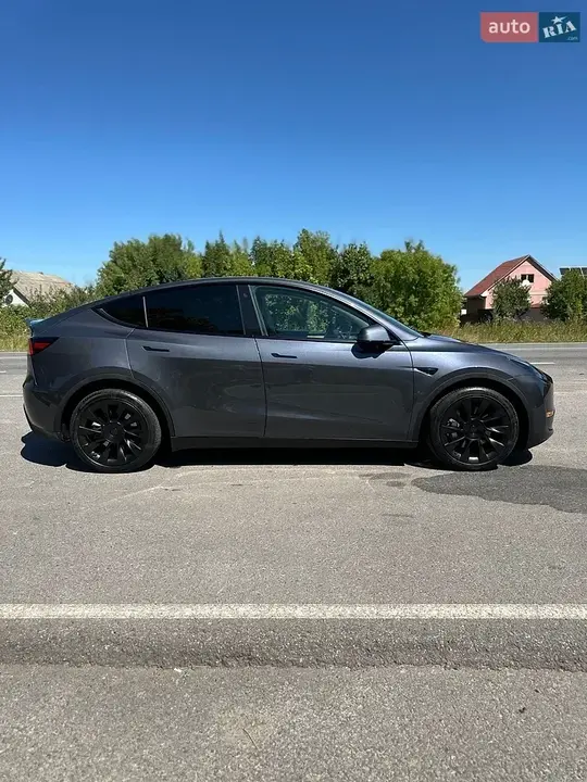 Tesla Model Y 2022 photo 4