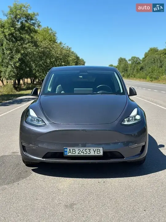 Tesla Model Y 2022 photo 3