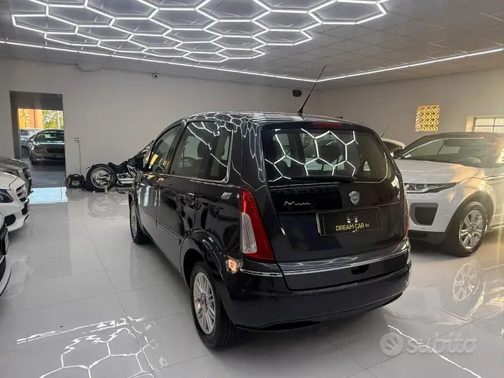 Lancia Musa 2009 photo 4